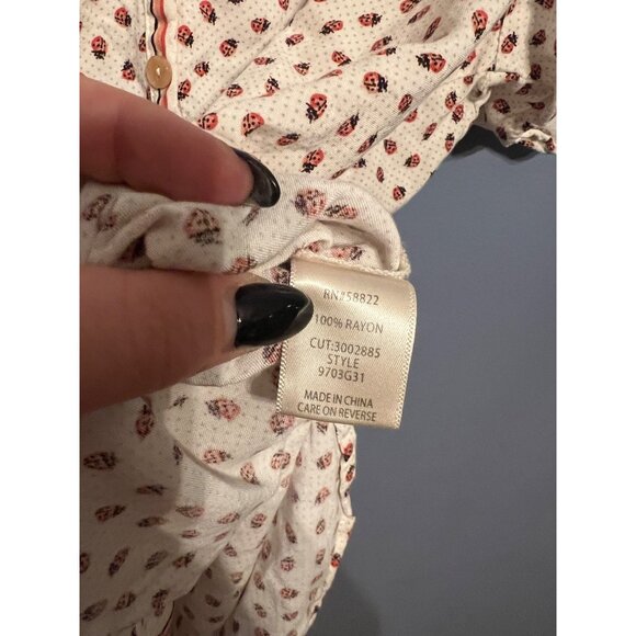 Women's Max Studio Ladybug Print Button Up Shirt 100% Rayon SZ XL Summer Vibes - Picture 7 of 7